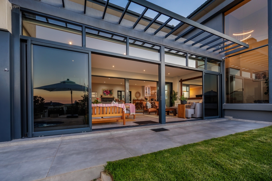 5 Bedroom Property for Sale in Clara Anna Fontein Western Cape